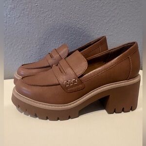 Ana a new approach chunky plataform tan moccasin women’s size 6